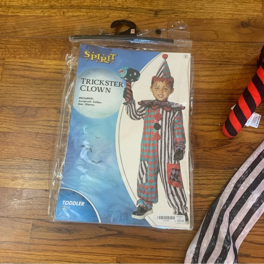 Spirit halloween trickster